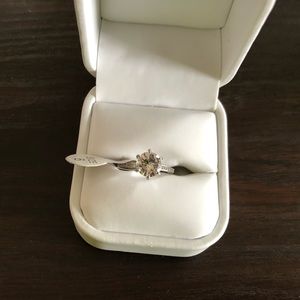 Cz ring